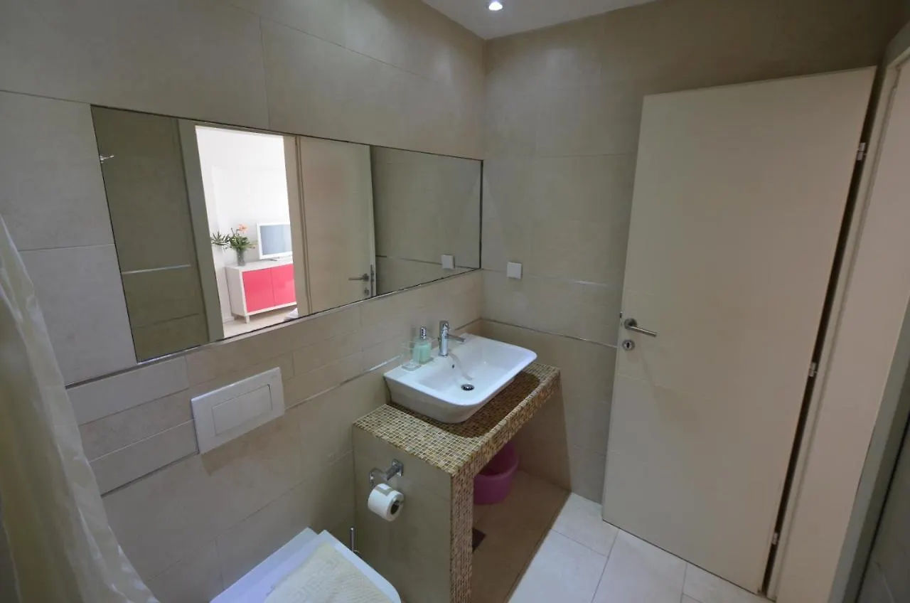 Apartments Karmen Maria Novigrad
