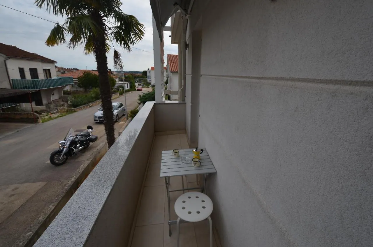 Apartments Karmen Maria Новиград 0*,  Хорватия